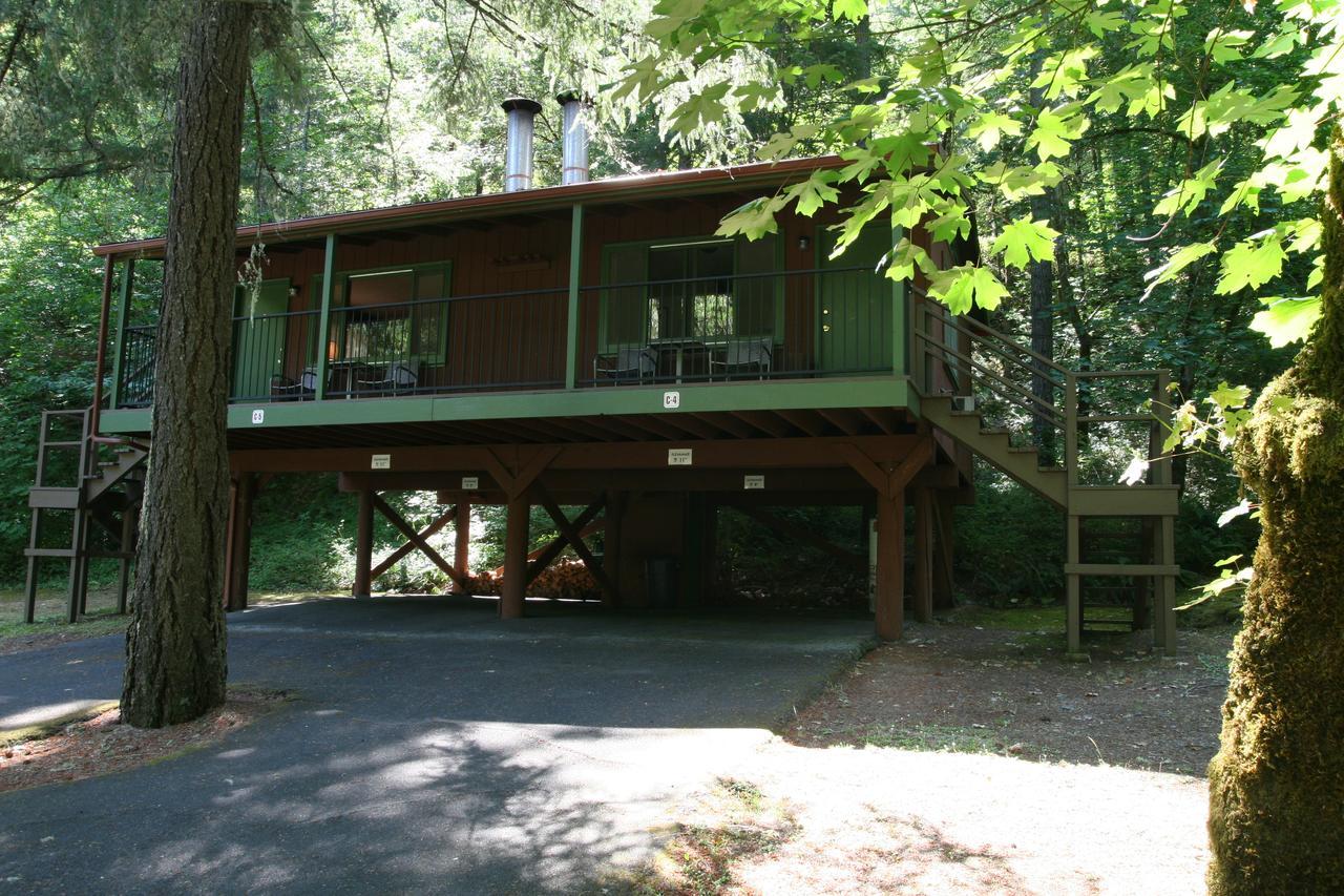 Morrisons Rogue River Lodge Merlin Esterno foto