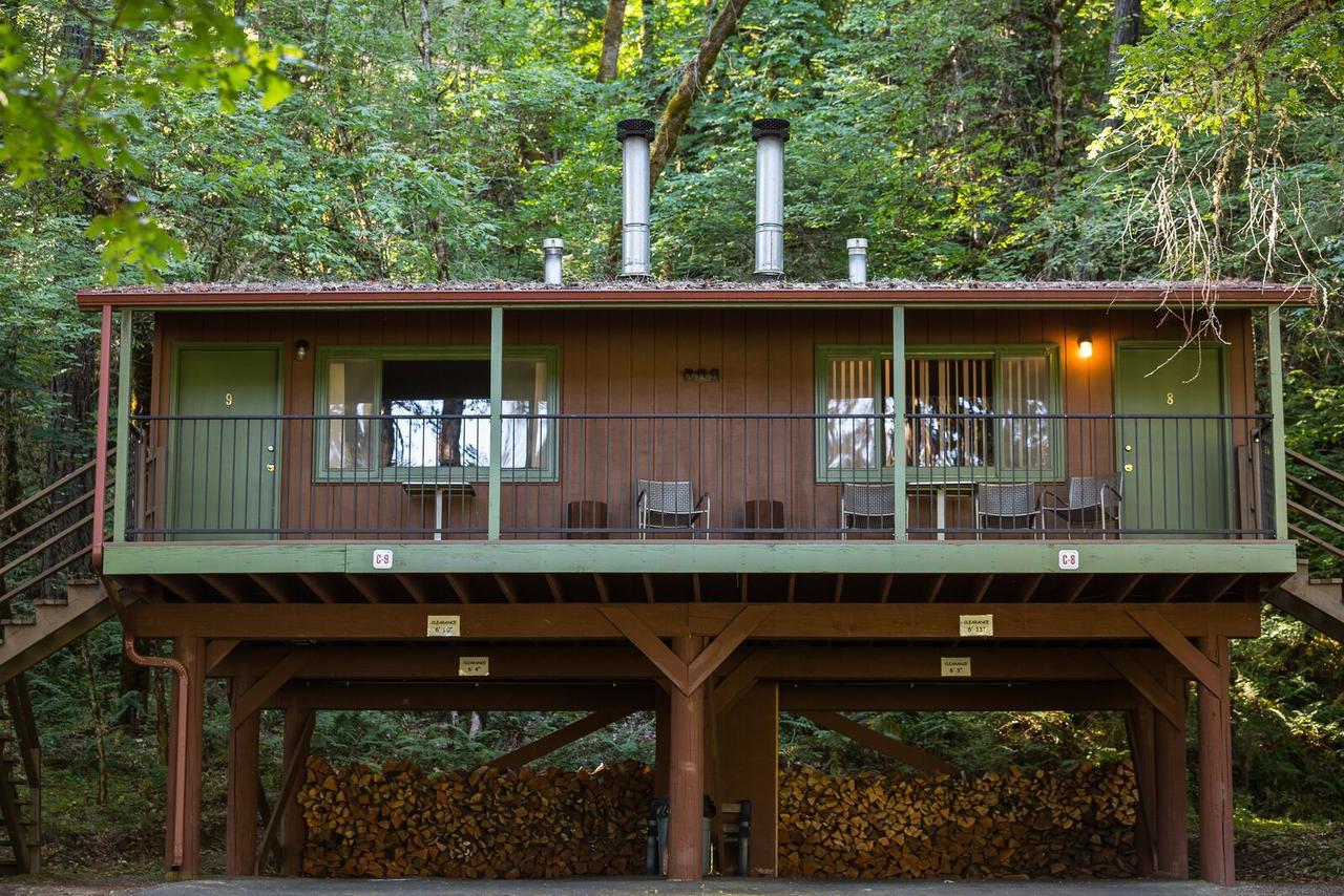 Morrisons Rogue River Lodge Merlin Esterno foto