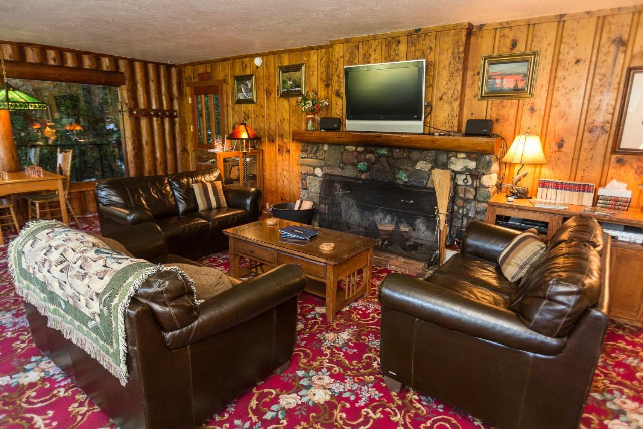 Morrisons Rogue River Lodge Merlin Esterno foto