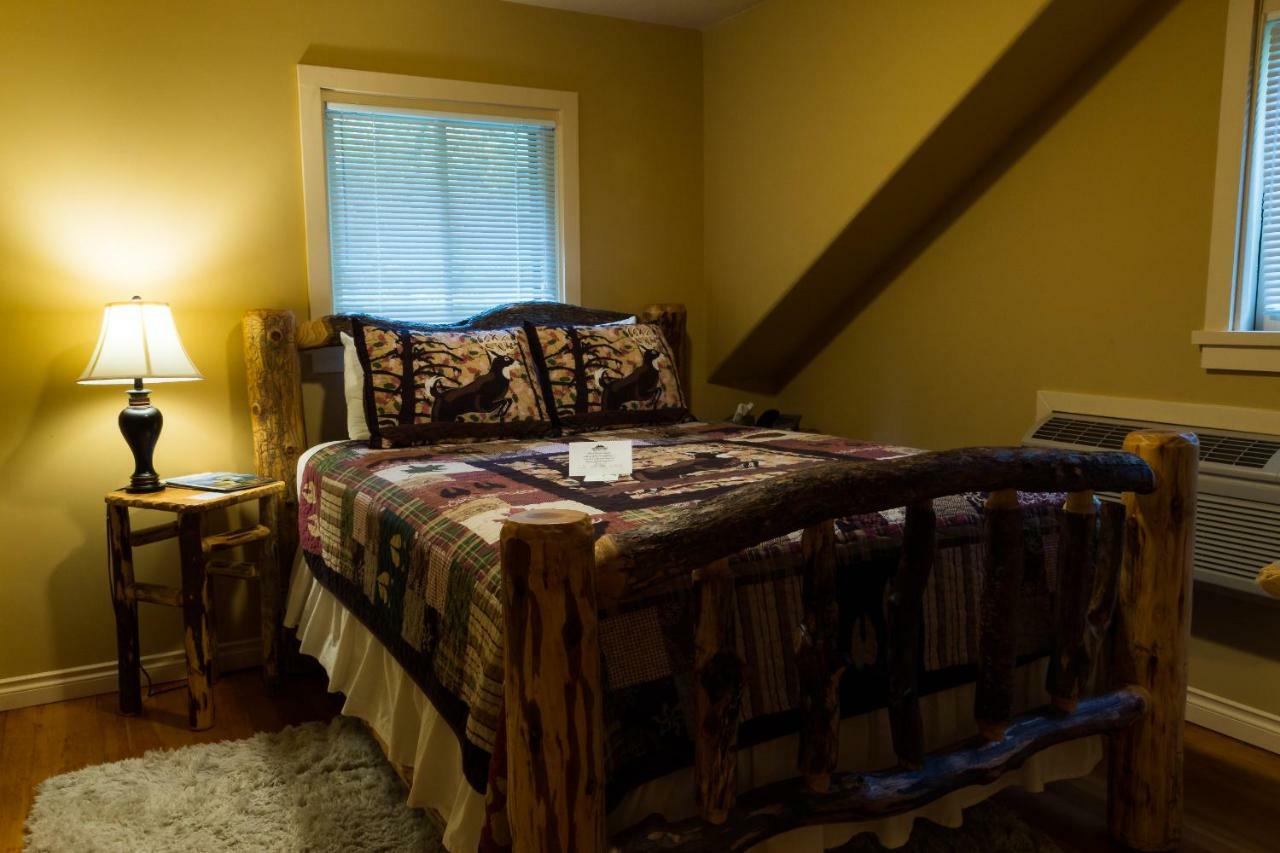 Morrisons Rogue River Lodge Merlin Esterno foto
