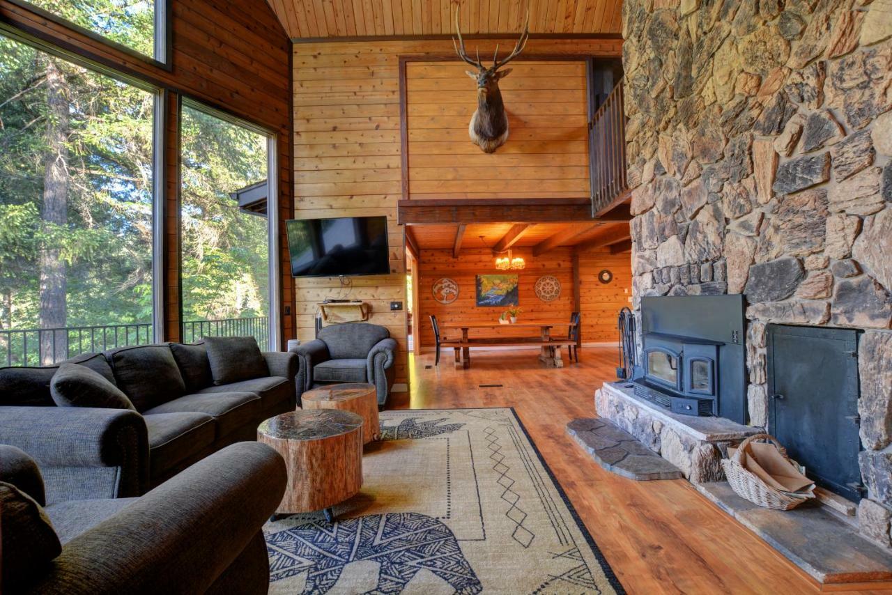 Morrisons Rogue River Lodge Merlin Esterno foto