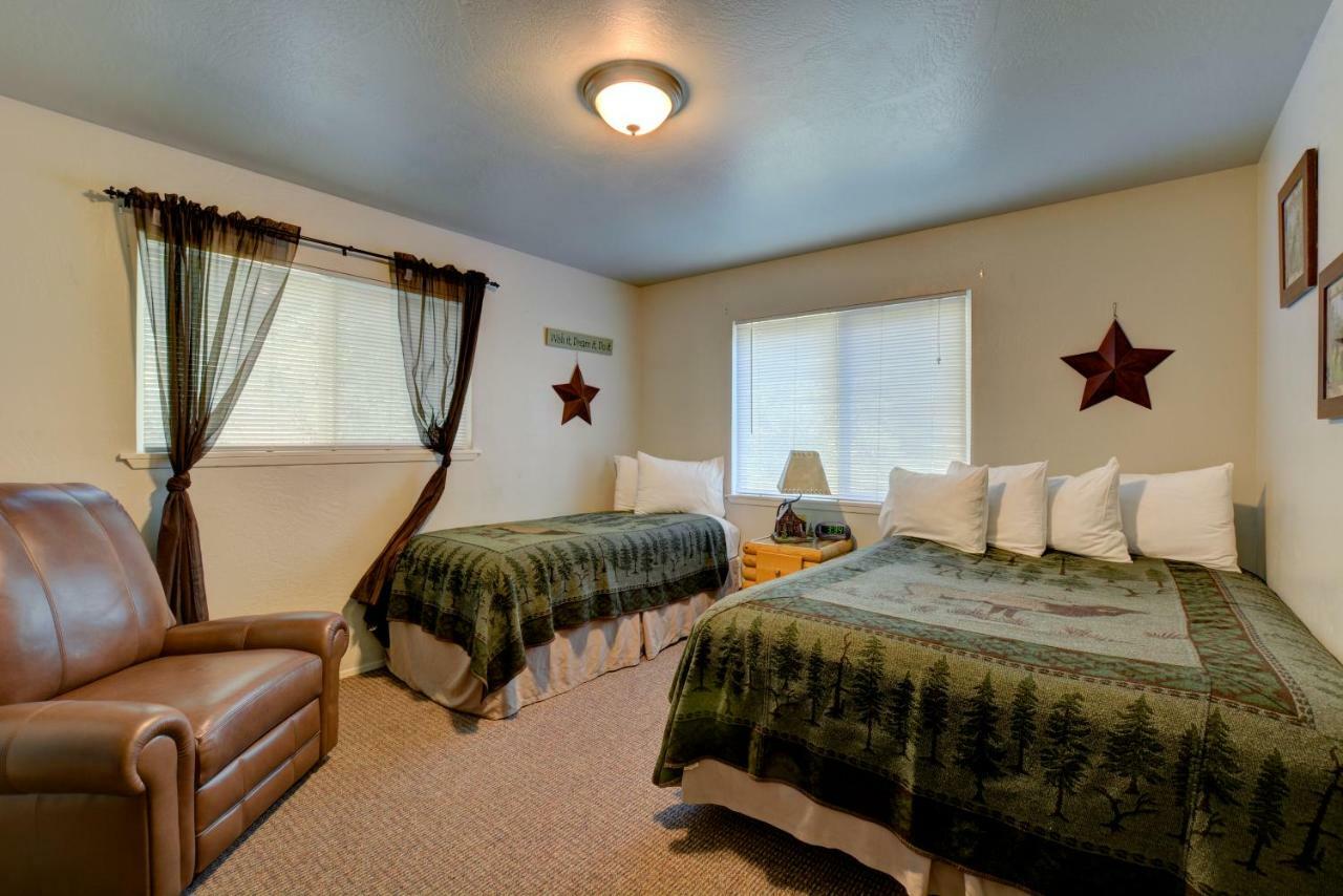 Morrisons Rogue River Lodge Merlin Esterno foto