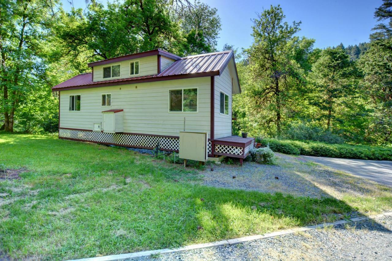 Morrisons Rogue River Lodge Merlin Esterno foto