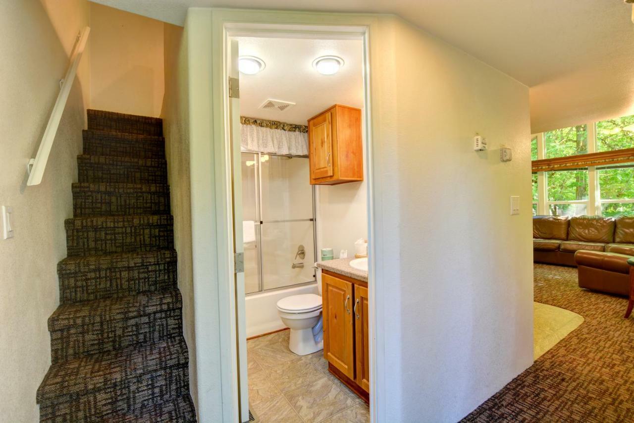 Morrisons Rogue River Lodge Merlin Esterno foto